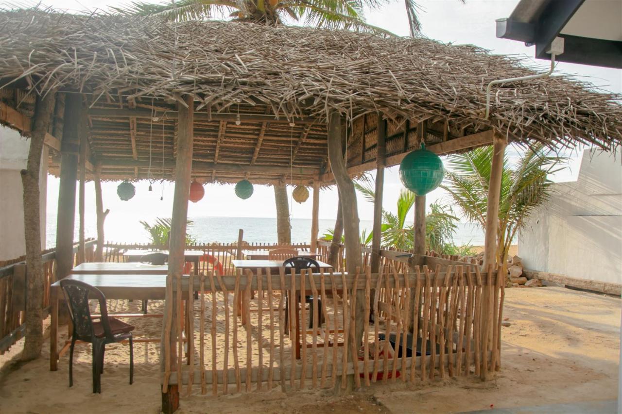 مبيت وإفطار هيكادوفا Sailors' Bay المظهر الخارجي الصورة